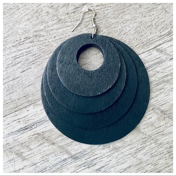 ✨RESTOCKED✨FAVORITE BOHO CHIC WOOD CIRCLE LAYERED FABULOUS EARRINGS - Picture 8 of 11